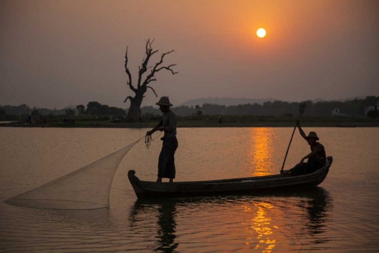 Picture of MYANMAR, AMARAPURA FISHERMEN ON IRRAWADDY RIVER