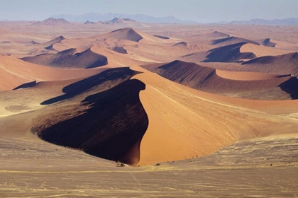 Picture of NAMIBIA, NAMIB-NAUKLUFT PARK SWEEPING SAND DUNES