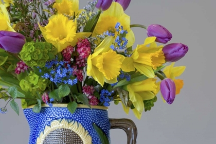 Picture of SPRING FLOWER BOUQUET IN VASE
