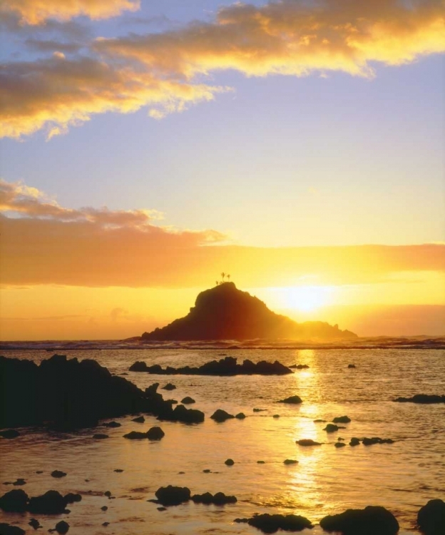 Picture of HAWAII, MAUI SUNRISE OVER THREE PALM TREE ISLAND