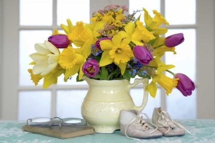 Picture of SPRING FLOWER BOUQUET IN VASE