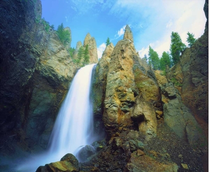 Picture of UT, BRYCE CANYON WATERFALL CARVING THE SANDSTONE