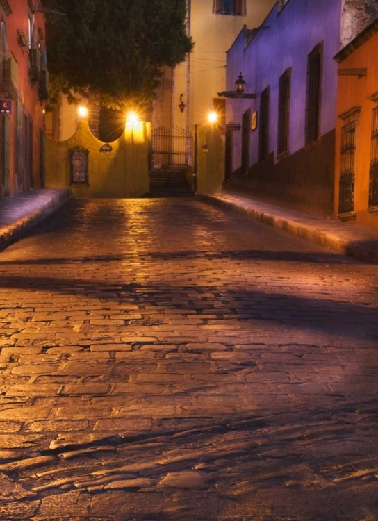 Picture of MEXICO, SAN MIGUEL DE ALLENDE STREET LANTERNS