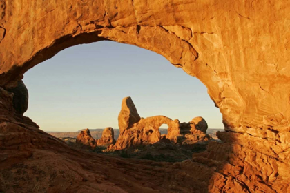 Picture of UT, ARCHES NP TURRET ARCH  THROUGH NORTH WINDOW