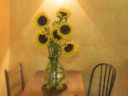 Picture of MEXICO SUNFLOWERS IN VASE ON TABLE