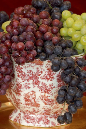 Picture of STILL LIFE OF GRAPE VARIETIES IN VASE