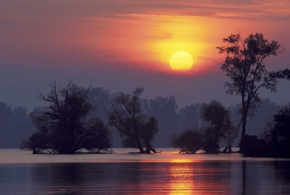 Picture of PA, ERIE, PRESQUE ISLE SP, SUNSET OVER LAKE