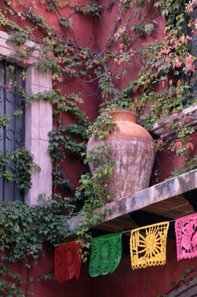 Picture of MEXICO, SAN MIGUEL DE ALLENDE, HOUSE COURTYARD