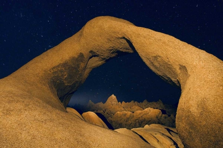 Picture of CA, ALABAMA HILLS MOBIUS ARCH ILLUMINATED