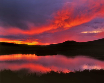 Picture of USA, OREGON SUNSET OVER UPPER KLAMATH LAKE