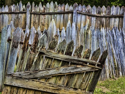 Picture of VA, ROANOKE, EXPLORE PARK SAGGING FENCE AND GATE