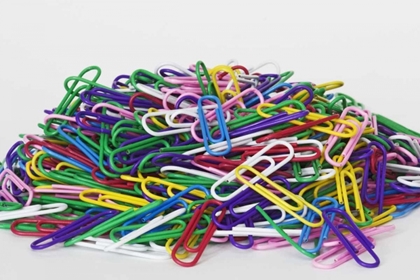 Picture of PILE OF COLORED PAPER CLIPS