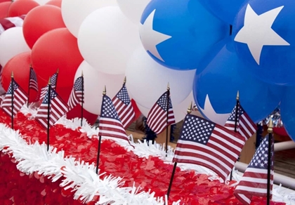 Picture of INDIANA, CARMEL PATRIOTIC BALLOONS AND FLAGS