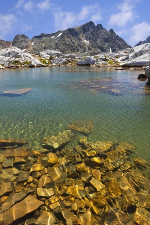 Picture of CALIFORNIA, INYO NF TARN NEAR NYDIVER LAKES