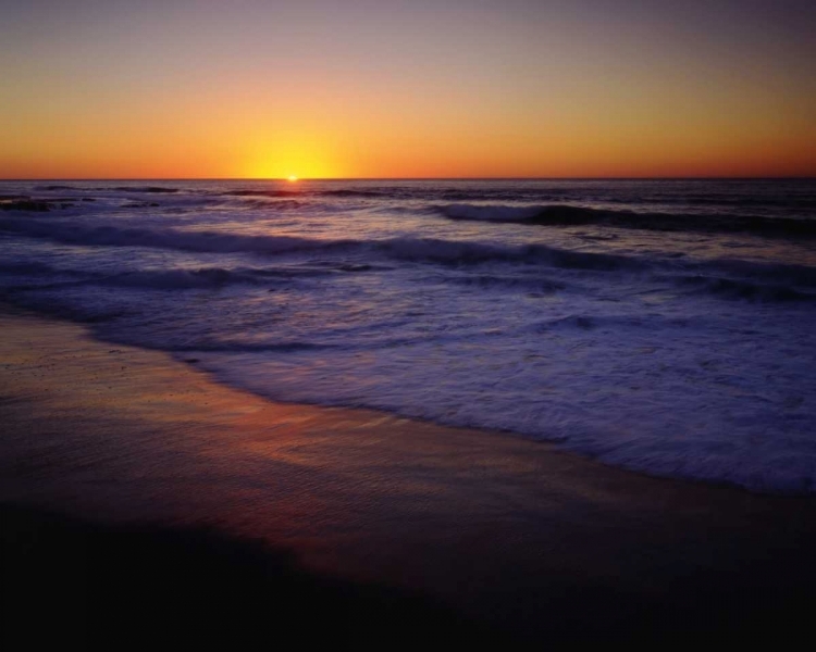 Picture of CA, SAN DIEGO, A BEACH ON THE OCEAN AT SUNSET