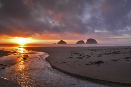 Picture of OREGON, OCEANSIDE SUNSET ON THREE ARCH ROCKS
