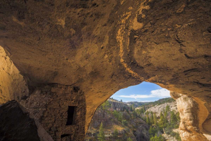 Picture of NEW MEXICO, GILA CLIFF DWELLINGS NM INSIDE RUINS