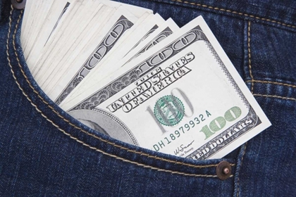 Picture of SOME US $100 BILLS IN A JEANS POCKET