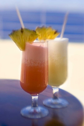 Picture of FRENCH POLYNESIA TROPICAL DRINKS WITH GARNISH