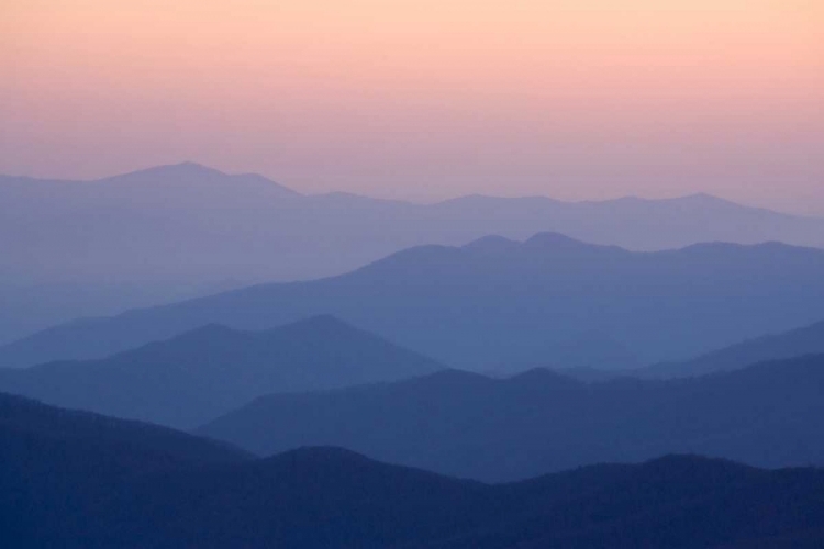 Picture of TN, GREAT SMOKY MTS MOUNTAIN LAYERS AT SUNSET