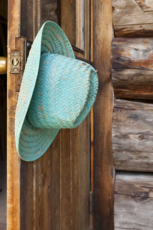 Picture of WA, STEHEKIN COWGIRL HAT, STEHEKIN SCHOOLHOUSE