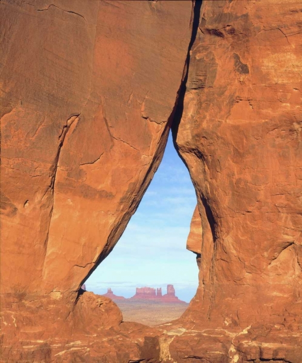 Picture of AZ, FORMATIONS THROUGH FAMOUS TEARDROP WINDOW