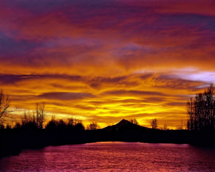 Picture of OREGON MT HOOD AND WHITAKER POND AT SUNRISE