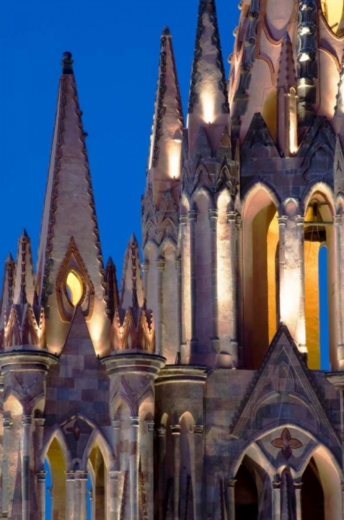 Picture of MEXICO PARROQUIA DE SAN MIGUEL ARCANGEL AT NIGHT