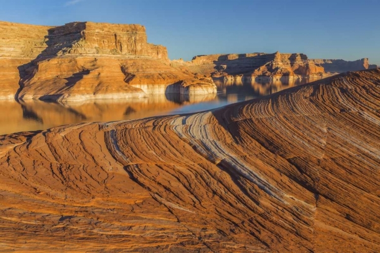 Picture of UTAH WEATHERING PIT RIDGE AT LAKE POWELL