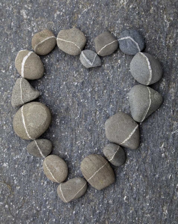 Picture of USA, WASHINGTON ROCKS ARRANGED IN A HEART SHAPE