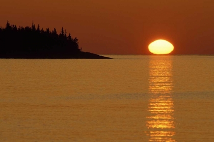 Picture of MI, ISLE ROYALE NP, SUNRISE OVER LAKE SUPERIOR