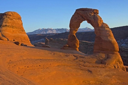 Picture of USA, UTAH, ARCHES NP DELICATE ARCH AT SUNSET