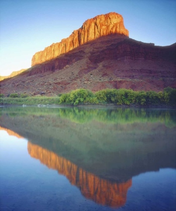 Picture of UT, SUNLIGHT ON A MESA WITH THE COLORADO RIVER