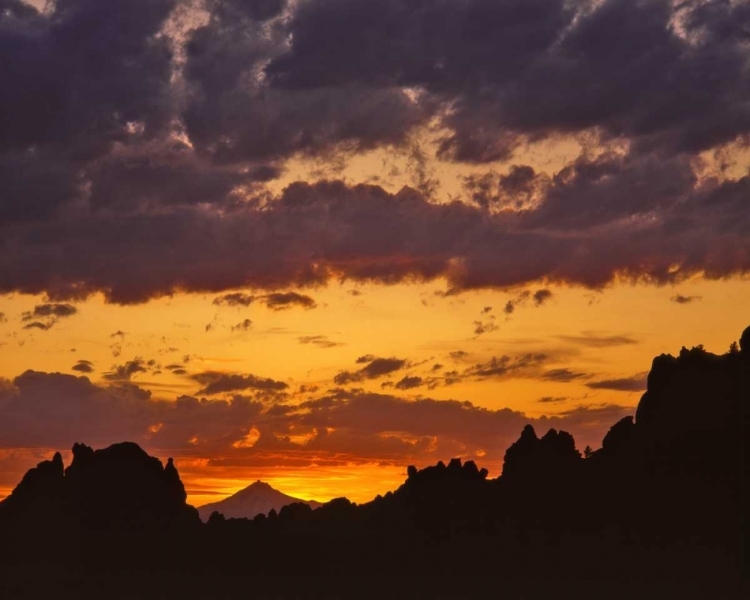 Picture of OR, JEFFERSON CO, MT JEFFERSON AND SMITH ROCK