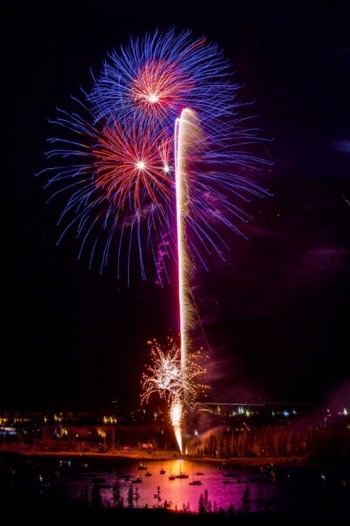 Picture of COLORADO, FRISCO FIREWORKS DISPLAY ON JULY 4TH