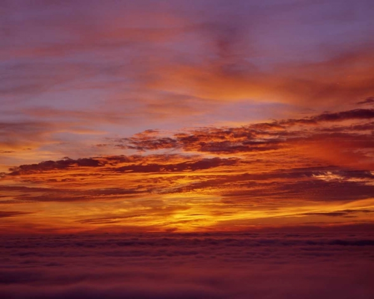 Picture of OR, CAPE PERPETUA, SUNSET OVER THE PACIFIC OCEAN