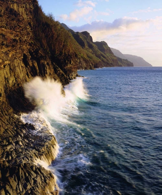 Picture of HAWAII, KAUAI WAVES ON THE NA PALI COAST