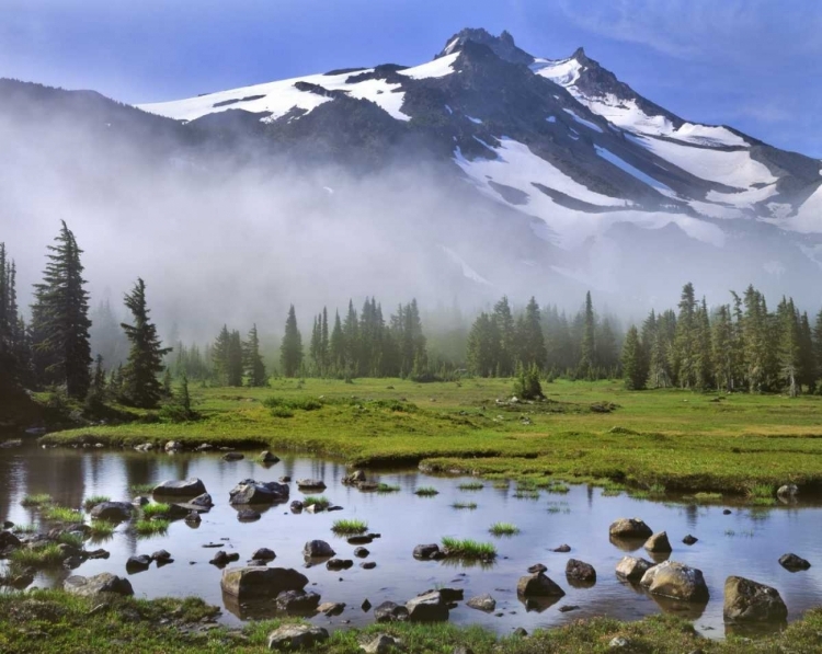 Picture of OR, MT JEFFERSON WILDERNESS MT JEFFERSON AT DAWN