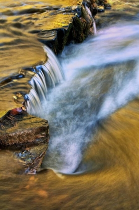 Picture of PA, DINGMANS FERRY AUTUMN WATERFALL OVER ROCKS