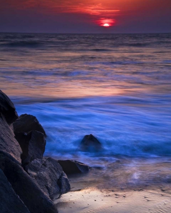 Picture of NEW JERSEY, CAPE MAY SUNSET REFLECTION ON OCEAN