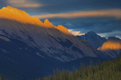 Picture of CANADA, JASPER NP SUNSET OVER A MOUNTAIN SUMMIT
