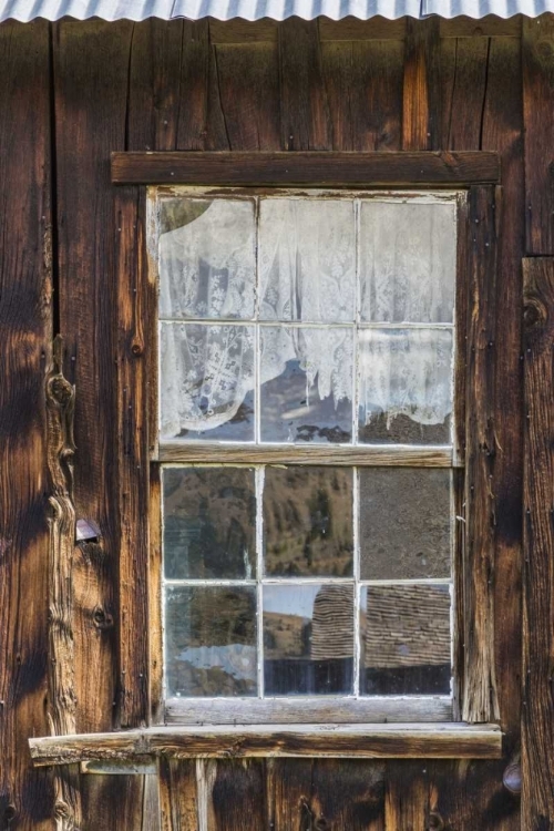 Picture of MT, VIRGINIA CITY WINDOW IN VINTAGE CABIN