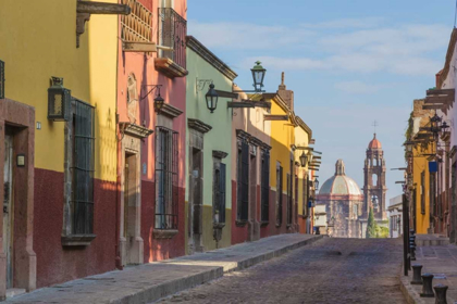 Picture of MEXICO, SAN MIGUEL DE ALLENDE STREET SCENE