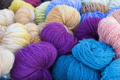 Picture of WASHINGTON, SEABECK BALLS OF COLORFUL YARN
