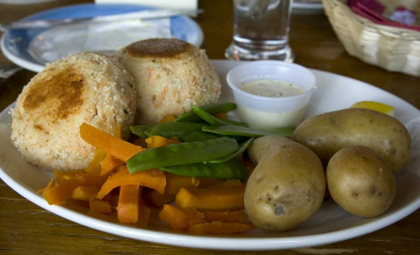 Picture of IRELAND, BALLYVAUGHAN SALMON CAKES WITH VEGGIES