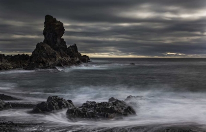 Picture of ICELAND, DRITVIK STORMY SHORELINE SCENIC