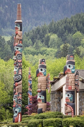 Picture of USA, WASHINGTON STATE, JAMESTOWN TOTEM ART PR