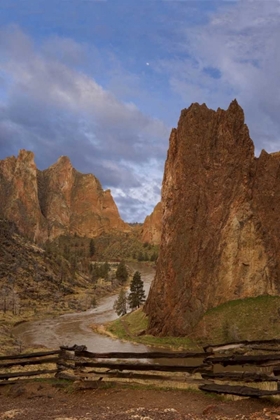 Picture of OREGON VIEW OF CROOKED RIVER IN SMITH ROCK SP