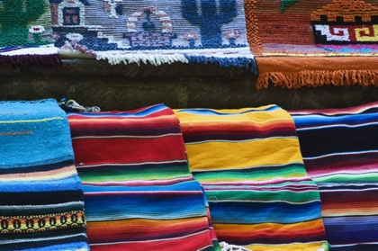 Picture of MEXICO MEXICAN RUGS FOR SALE AT MARKET
