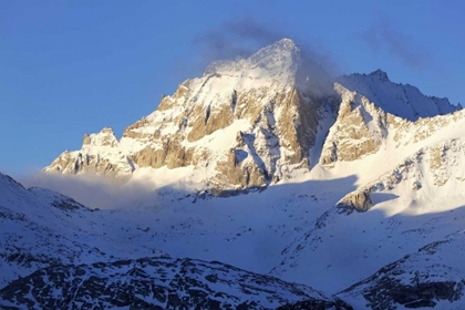 Picture of CA, SIERRA NEVADA SNOW ON MOUNTAIN AT SUNRISE